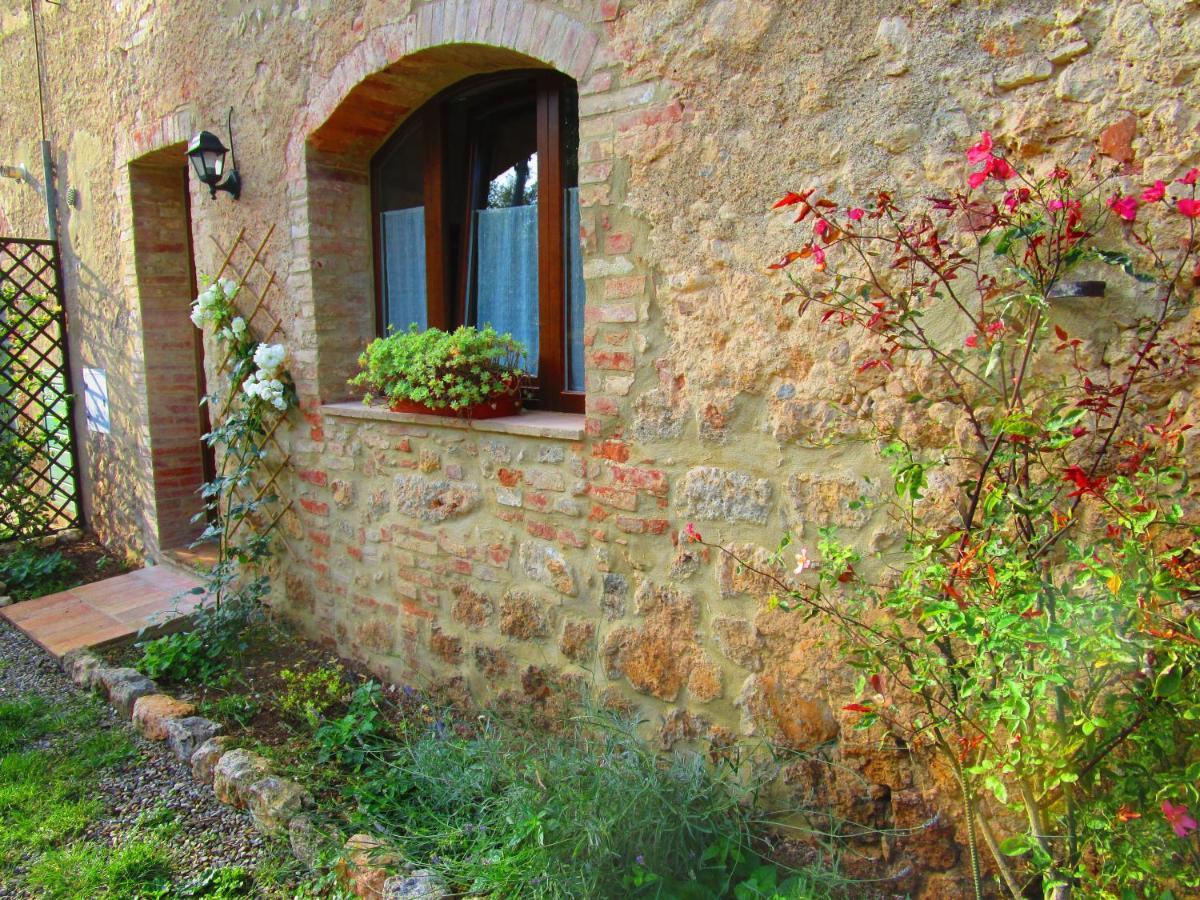 Il Mandorlo Di Monteriggioni Appartement Buitenkant foto